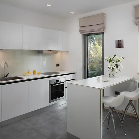 Villa Valsavia-Apartment Monsena With Pool And Spa Rovinj Exterior foto