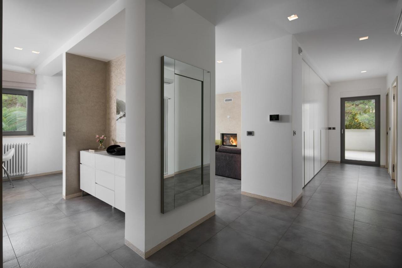 Valsavia-apartment Monsena With Pool And Apartament Rovinj